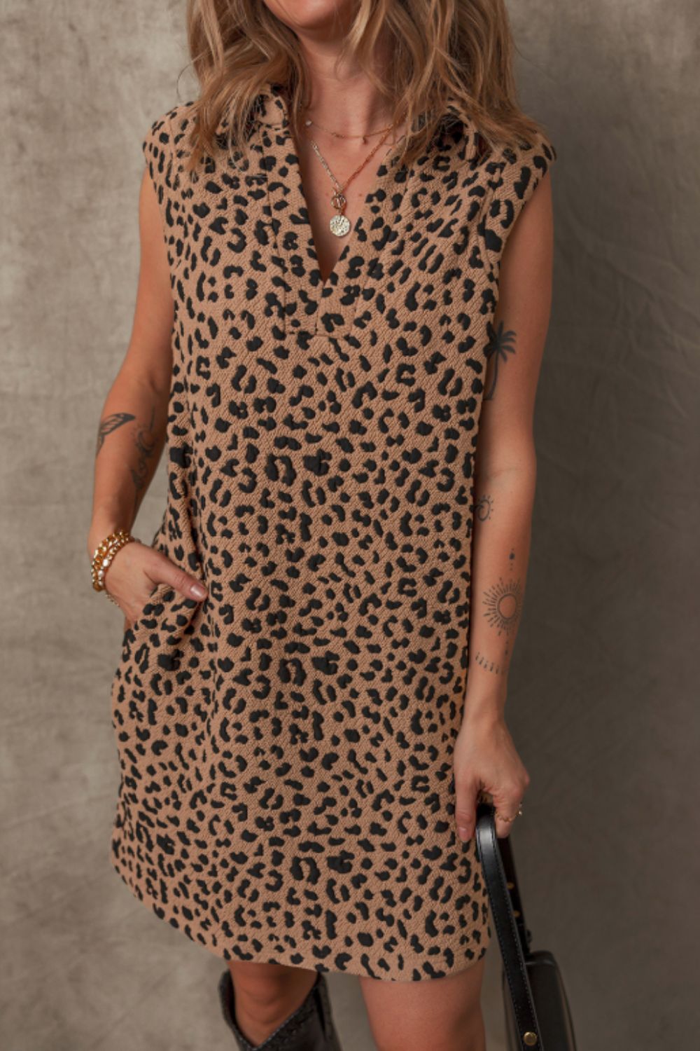 Leopard Collar Sleeveless Mini Dress